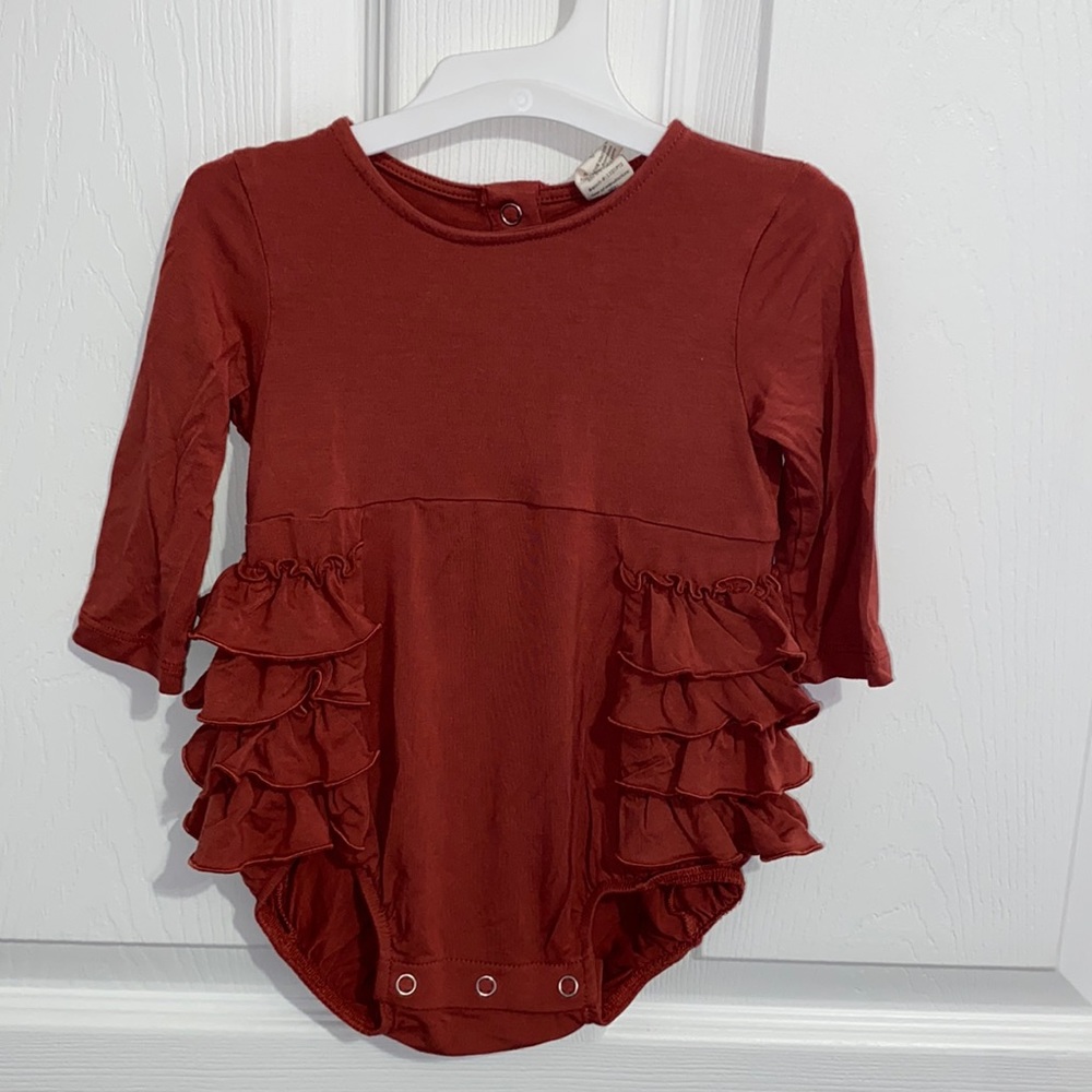 Kate Quinn top